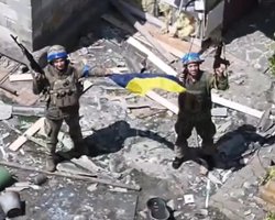 Запеклі бої в Багатирі: бійці Сил оборони вибили противника із забудови (відео)