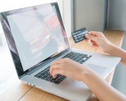 Школьник воспользовался лазейкой в ​​системе возврата денег и "заработал" $1,2 млн