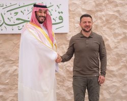 Зустрінеться зі спадковим принцем: Зеленський прибув до Саудівської Аравії, — The Guardian