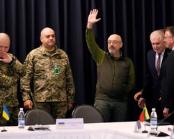 Корабельная коалиция и подлодки: Резников назвал день встречи "Рамштайн-10"