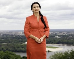 Янукович о Богословской: почему именно сейчас?