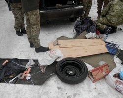 На КПВВ "Майорское" задержали мужчину со взрывчаткой
