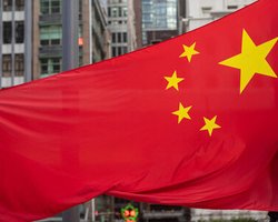 Китай ответил Трампу: пошлины на американские товары растут до 84%