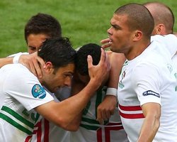 Сборная Португалии выиграла у датчан на Евро-2012