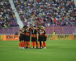 В прямом эфире матч Партизан – Шахтер покажут по двум каналам