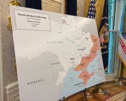 Встреча Трампа и Зеленского: в Белый дом принесли карту оккупированных территорий