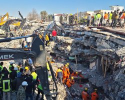 В Турции из-под завалов спасли 8000 человек, еще 81000 выписаны из больниц , — Эрдоган (видео)