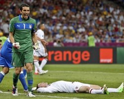 Италия вышла в полуфинал Евро-2012