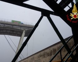 Трагедия в Генуе: число жертв достигло 35 человек