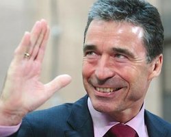 У НАТО нет планов по размещению военных баз в Украине