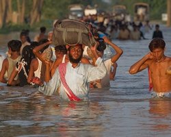 КНР дополнительно выделит Пакистану 200 млн. долларов
