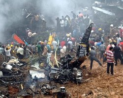 9 пассажиров индийского Боинга выжили, не явившись на рейс