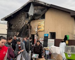 Спасти удалось не всех: на Киевщине российский дрон попал в ветклинику, погибли животные (видео)