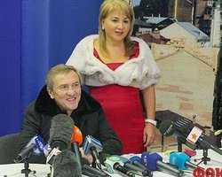 Черновецкий улетел во Францию 