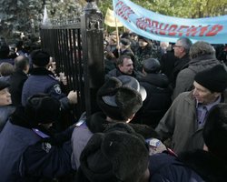 Депутаты пытаются договориться на согласительном совете