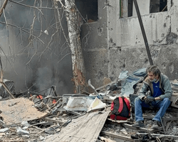 Ловят голубей и зайцев: местные рассказали, как выживают гражданские в Покровске (видео)