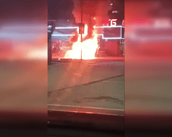 У Харкові вибухнуло авто: постраждав перехожий, в Нацполіції розповіли подробиці