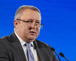 Зеленский попросил Раду назначить генпрокурором нардепа Костина