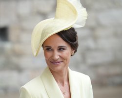 Пиппа Миддлтон повторила образ сестры на коронации Чарльза III (фото)