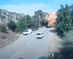 Азербайджан ударил баллистической ракетой по мосту между Арменией и Нагорным Карабахом