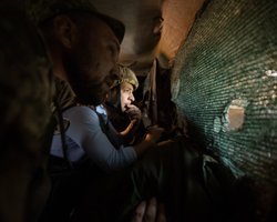 Обнародовано видео поездки Зеленского на передовую