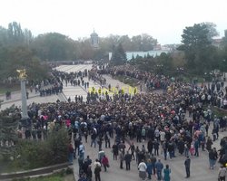 В Керчи прощаются с жертвами стрельбы в политехническом колледже