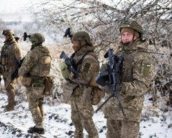 Пытались пролезть по газовой трубе: украинские десантники уничтожили группу россиян-диверсантов