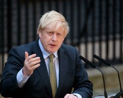 Росія може розпочати вторгнення в Україну протягом найближчих 48 годин, — Джонсон (відео)