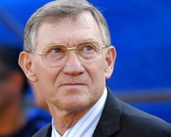 В сборную Украины привлекут футболистов Карпат и Днепра