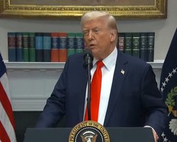 РФ и народ Украины хотят мирного урегулирования: главные заявления Трампа о войне и минералах