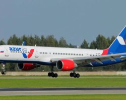 Cамолет Azur Air не смог улететь из РФ в Турцию из-за мобилизации второго пилота, – СМИ (видео)