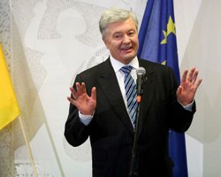 "Спасает свою шкуру": у Порошенко отреагировали на обвинения Медведчука