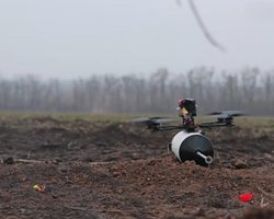 Как ВСУ сбивают дроны на оптоволокне, которые не ослепишь и не заглушишь? (видео)