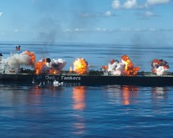 Екологічна катастрофа: хусити показали, як підірвали грецький танкер, навантажений нафтою