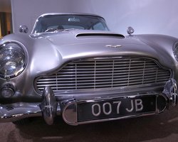 Крупный швейцарский промышленник выставил на продажу авто Джеймса Бонда