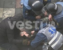 В "SaveФОП" заявили о гибели участника акции протеста под Радой. Полиция все опровергает