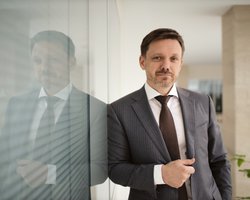 Нападение на журналистов "Схем": Мецгеру вручили новое подозрение