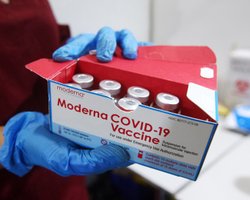Moderna, Pfizer, и CoronaVac. Алгоритм действий для желающих вакцинироваться