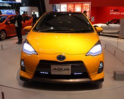 Toyota представила самый экономичный гибрид