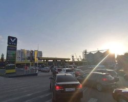 Паніка в Криму: "влада" обмежила продаж товарів, усі потяги скасовано, на АЗС черги