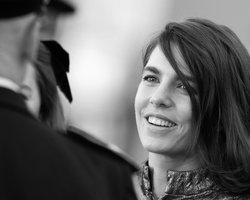 Шарлотта Казираги в платье Chanel посетила Каннский кинофестиваль-2024 (фото)