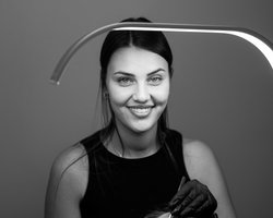 Від чемпіонатів у Європі до власного бренду в США: історія Діани Горобець — lash-мейкерки, яка підкорює естетичні горизонти