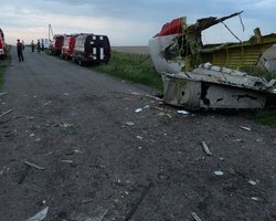 Террористы не выпускают поезд с вещами жертв авиакатастрофы