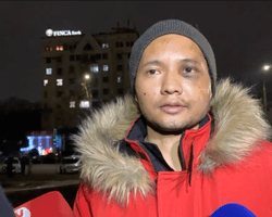 Освобожденный в Казахстане пианист Викрам Рузахунов вернулся в Бишкек (видео)