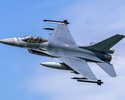 В Украину не поедут: польские военные будут учиться сбивать дроны у себя дома (обновлено)