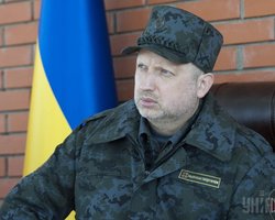 Турчинов рассказал об ускоренной милитаризации Крыма россиянами