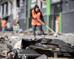 Безработных украинцев планируют забрать в "армию восстановления", — Минэкономики (инфографика)