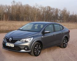 На смену "Логану": тест-драйв недорогого седана Renault Taliant