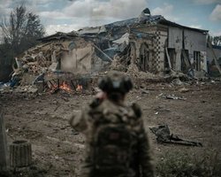 На тлі фейку про "взяття міста": ЗС РФ вшосте спробували встановити триколор у Торецьку