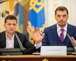 "Леша так и не стал частью команды". Зеленский объяснил отставку Гончарука